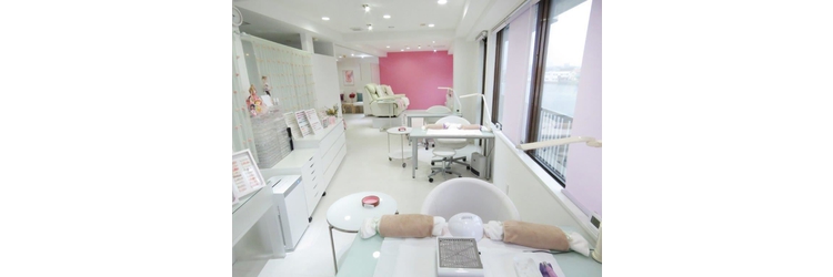 ネイルズレイ(Nails Ray)の写真/ネイルが大好きな気持ちで一緒に働いてくれる方をお待ちしています！